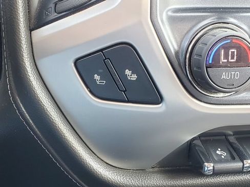 Used 2018 GMC Sierra 1500 SLE w/ SLE Value Package AWD/4WD image 18