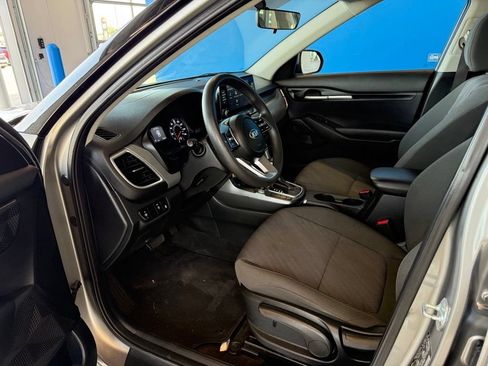 Used 2021 Kia Seltos LX AWD/4WD image 19