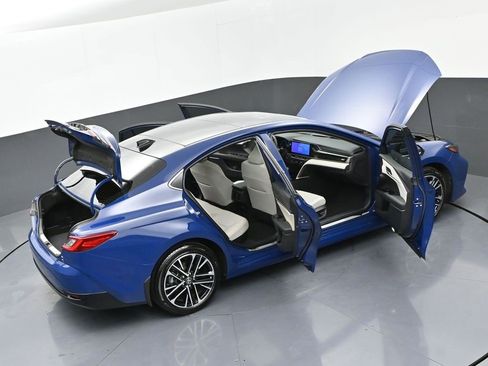 Certified 2025 Toyota Camry XLE image 56