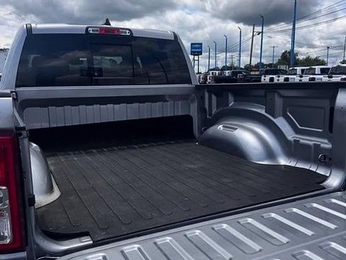 Used 2023 RAM 1500 Big Horn AWD/4WD image 10