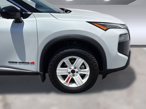 Used 2026 Nissan Rogue SV AWD/4WD image 12