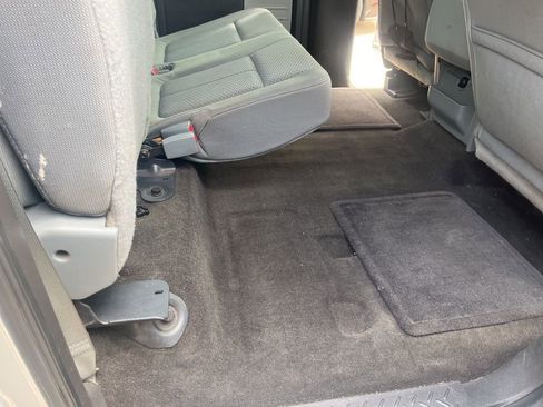 Used 2011 Ford F150 XLT w/ XLT Chrome Pkg image 13