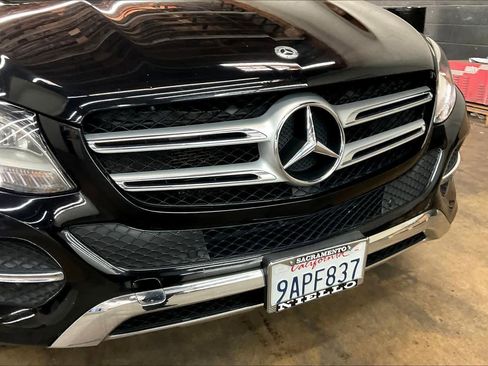 Used 2018 Mercedes-Benz GLE 350 image 33