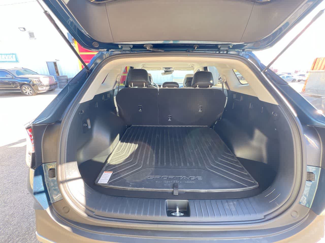 Certified 2025 Kia Sportage EX AWD/4WD image 24