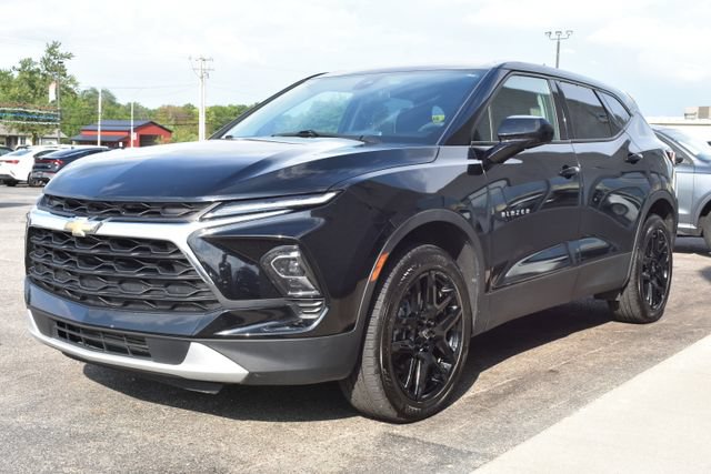 Used 2023 Chevrolet Blazer LT w/ Driver Confidence Package FWD image 13