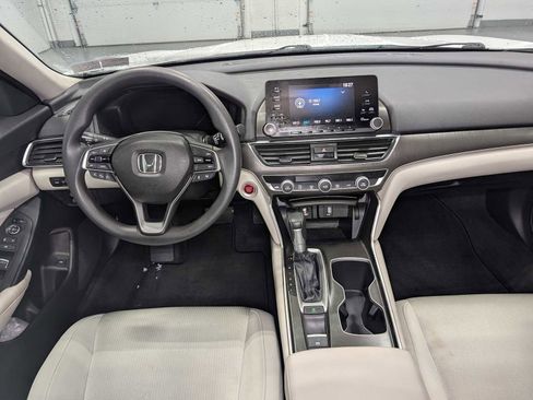 Used 2018 Honda Accord LX image 14
