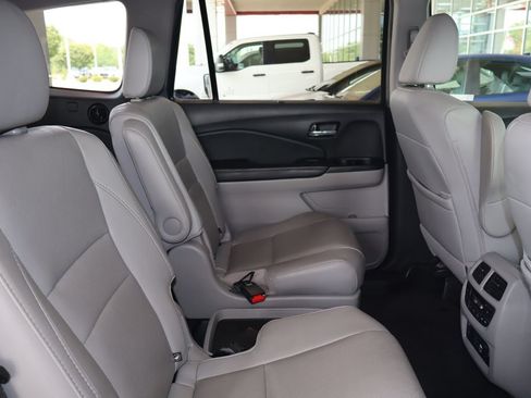 Used 2022 Honda Pilot Elite image 48