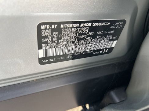 Used 2024 Mitsubishi Outlander ES image 39
