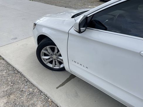 Used 2016 Chevrolet Impala LT w/ Convenience Package FWD image 20