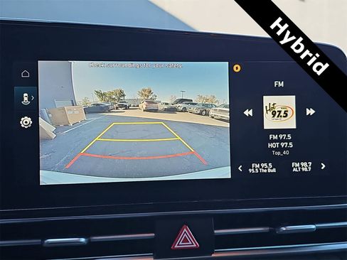 Certified 2024 Hyundai Elantra Blue image 26