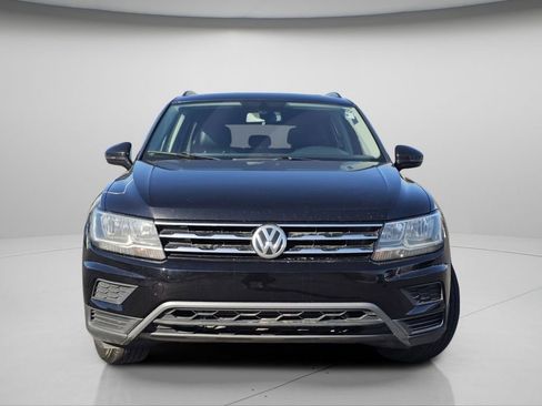 Used 2018 Volkswagen Tiguan SE image 3