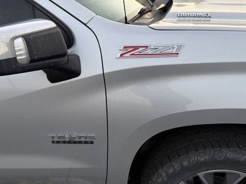 Used 2022 Chevrolet Silverado 1500 LT image 4