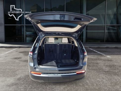 Used 2022 Jeep Grand Cherokee L Limited image 5