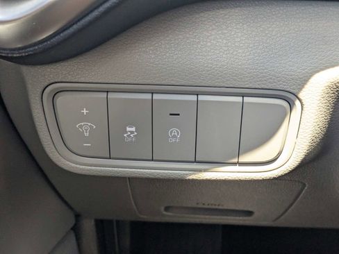 Certified 2023 Kia Soul LX FWD image 29