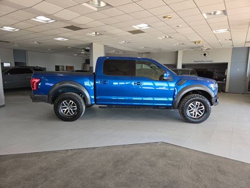 Used 2018 Ford F150 Raptor w/ Equipment Group 802A Luxury AWD/4WD image 11
