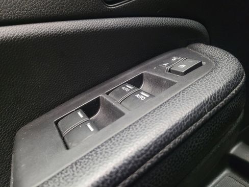Used 2017 Honda Pilot EX-L image 27