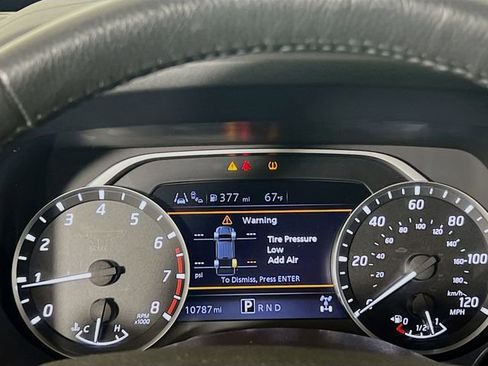 Used 2024 Nissan Titan SV w/ SV Convenience Package AWD/4WD image 11