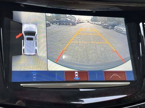 Used 2020 Cadillac Escalade Luxury AWD/4WD image 30