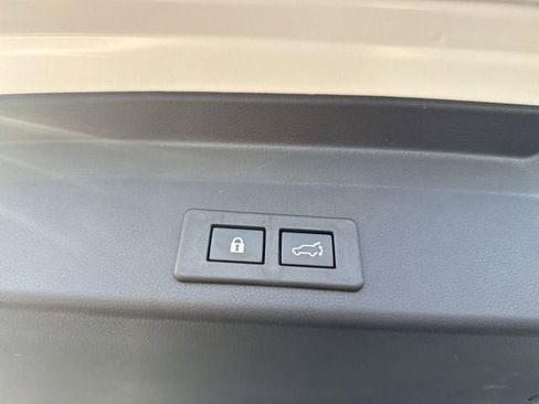 New 2026 Subaru Ascent Limited AWD/4WD image 98