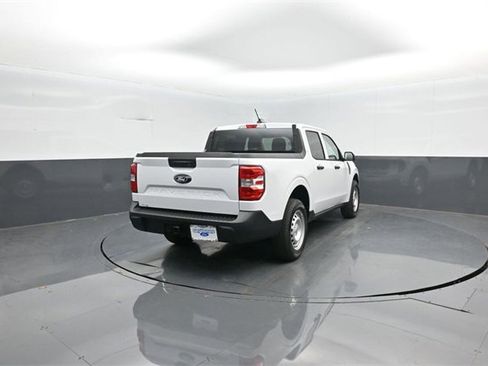 New 2025 Ford Maverick XL image 7