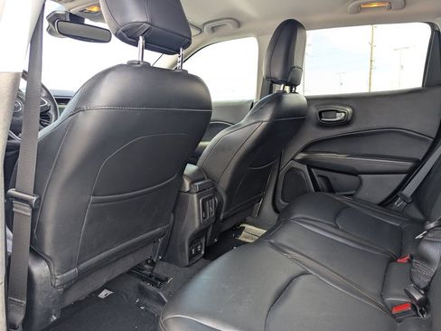 Used 2018 Jeep Compass Limited w/ Navigation Group AWD/4WD image 26