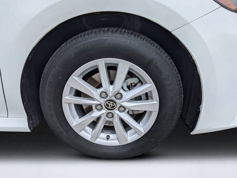 Used 2025 Toyota Camry LE FWD image 10