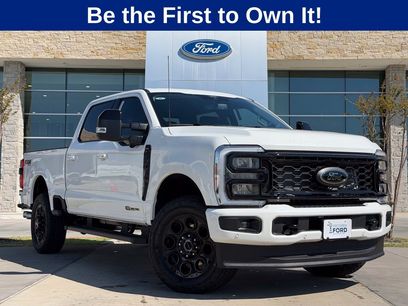 New 2026 Ford F250 Lariat w/ Black Appearance Package