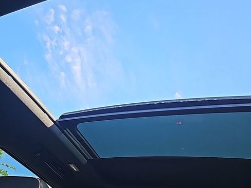 Used 2024 GMC Yukon XL AT4 w/ AT4 Premium Plus Package image 16