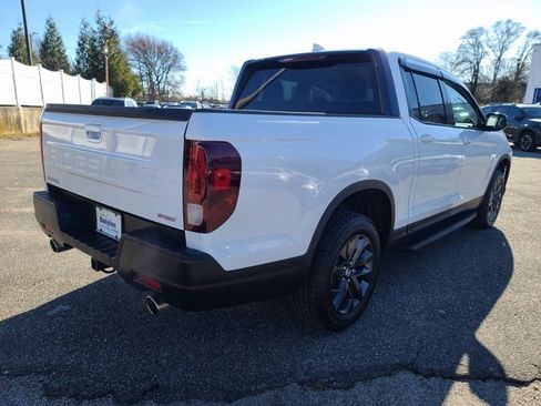 Certified 2025 Honda Ridgeline Sport image 6