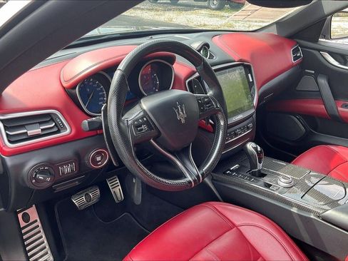 Used 2018 Maserati Ghibli S GranSport Q4 AWD/4WD image 15