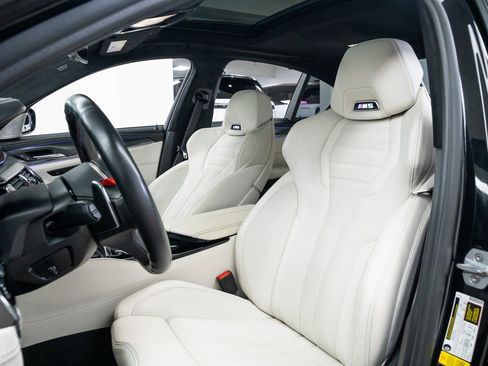 Used 2019 BMW M5 w/ Executive Package image 18