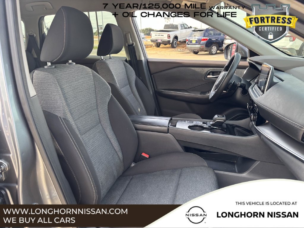 Used 2021 Nissan Rogue SV FWD image 23