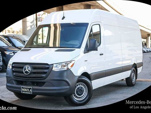 New 2024 Mercedes-Benz eSprinter 170 Cargo image 1
