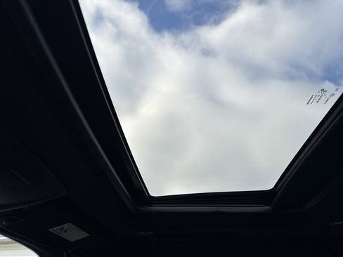 Used 2019 Dodge Challenger GT w/ Blacktop Package image 21