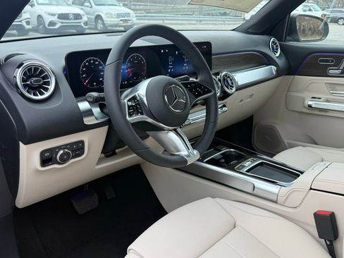 New 2026 Mercedes-Benz GLB 250 4MATIC image 13