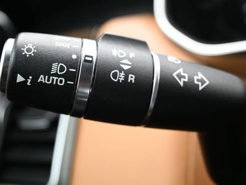 Used 2020 Land Rover Range Rover Sport HSE Dynamic image 20