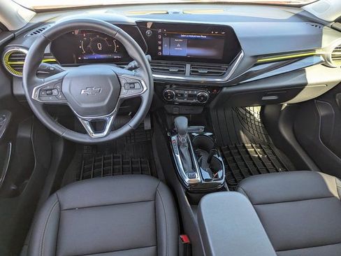 Used 2024 Chevrolet Trax ACTIV w/ Driver Confidence Package image 29