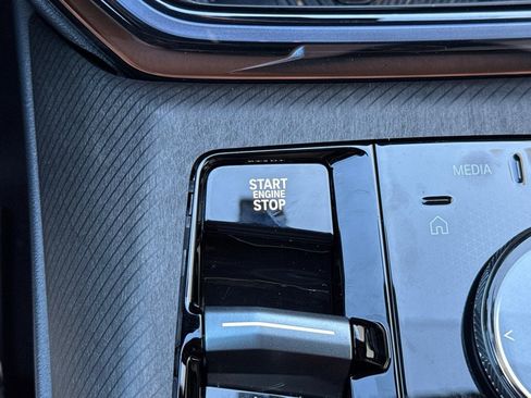 Used 2026 BMW X3 xDrive30 w/ Premium Package image 27