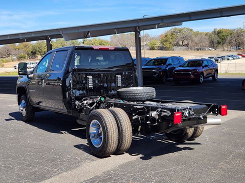 New 2026 Chevrolet Silverado 3500 LT w/ Convenience Package image 3