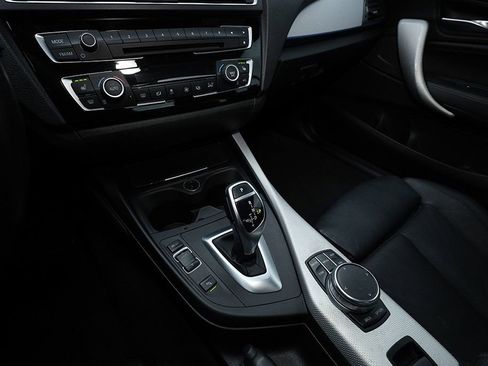 Used 2017 BMW 230i Convertible image 24