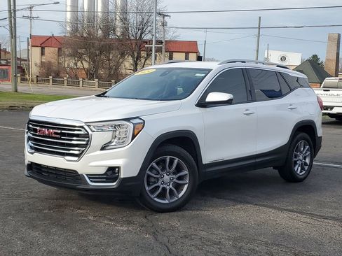 Used 2024 GMC Terrain SLT AWD/4WD image 31