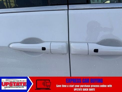 New 2026 Chrysler Pacifica Select image 6