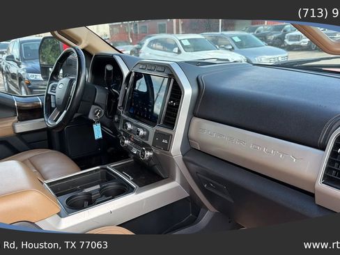 Used 2022 Ford F350 Lariat w/ Lariat Value Package image 38