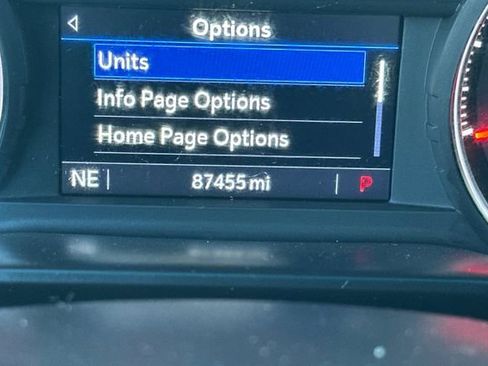 Used 2021 Chevrolet Silverado 1500 LT image 28