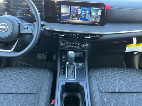 New 2026 Nissan Kicks SV image 3