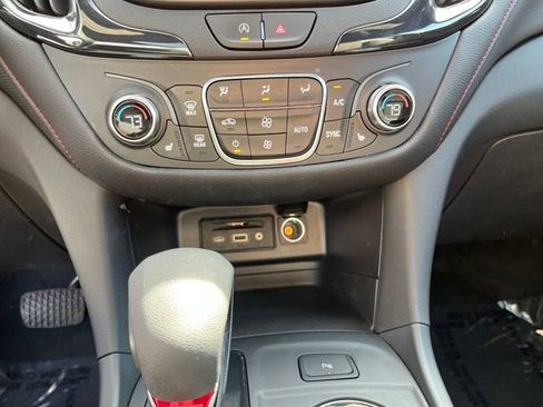 Used 2024 Chevrolet Equinox RS image 21