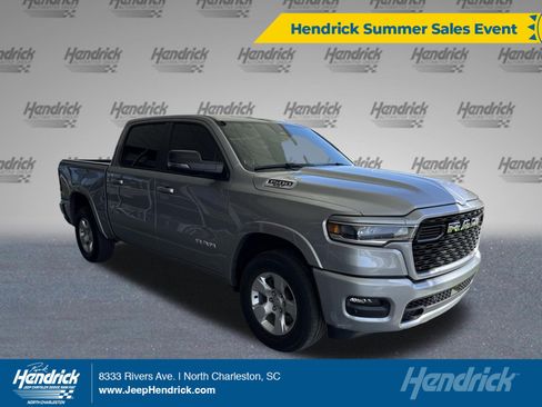 Used 2025 RAM 1500 Big Horn AWD/4WD image 1