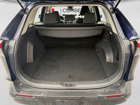Used 2025 Toyota RAV4 XLE AWD/4WD image 18