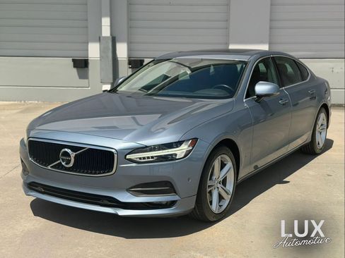Used 2018 Volvo S90 T5 Momentum w/ Convenience Package FWD image 1