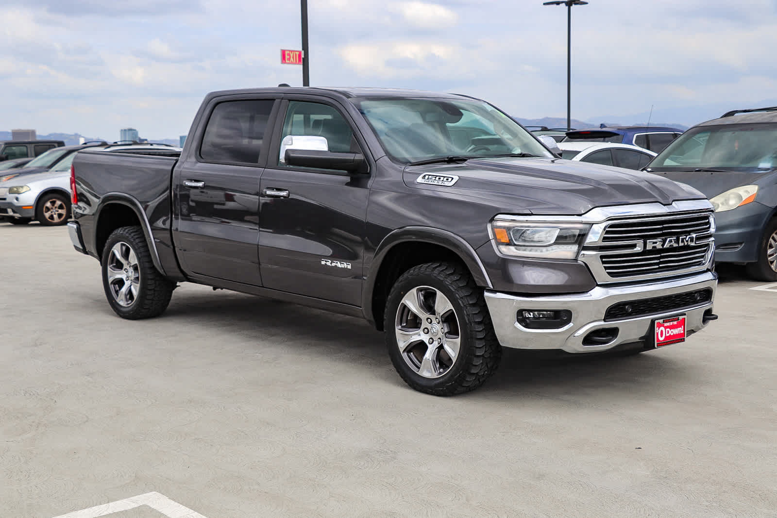 Used 2019 RAM 1500 Laramie AWD/4WD image 3